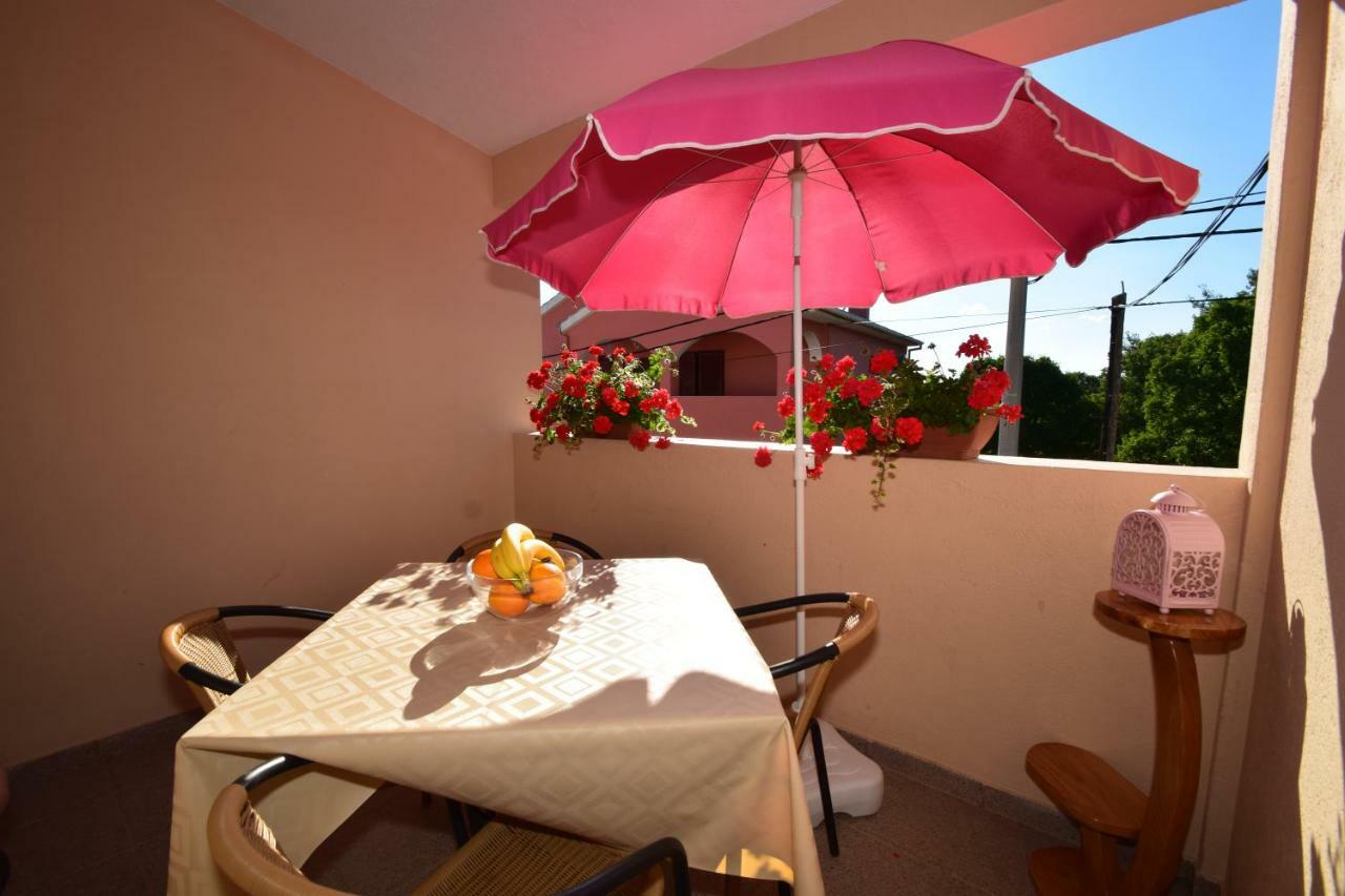 Apartment Smokrovic Starigrad Paklenica Esterno foto