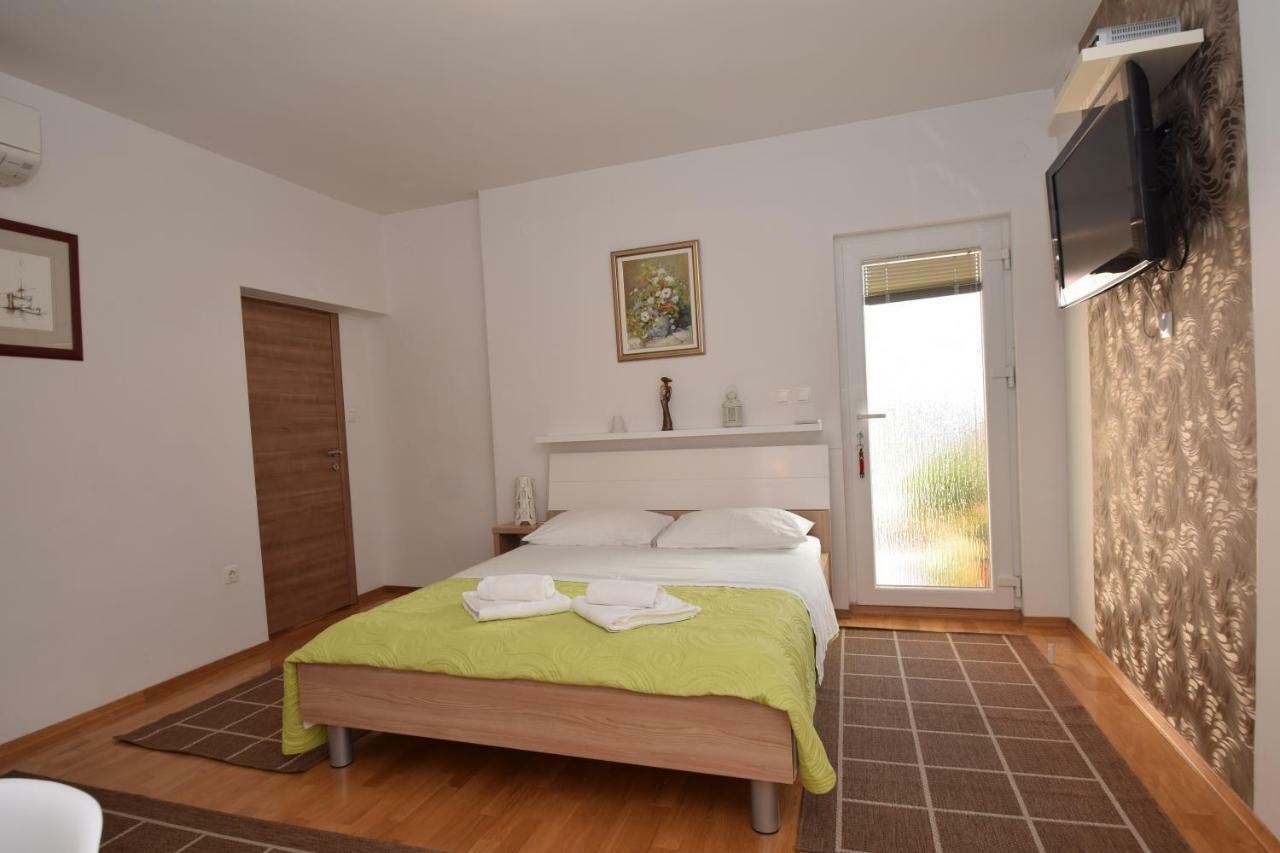 Apartment Smokrovic Starigrad Paklenica Esterno foto