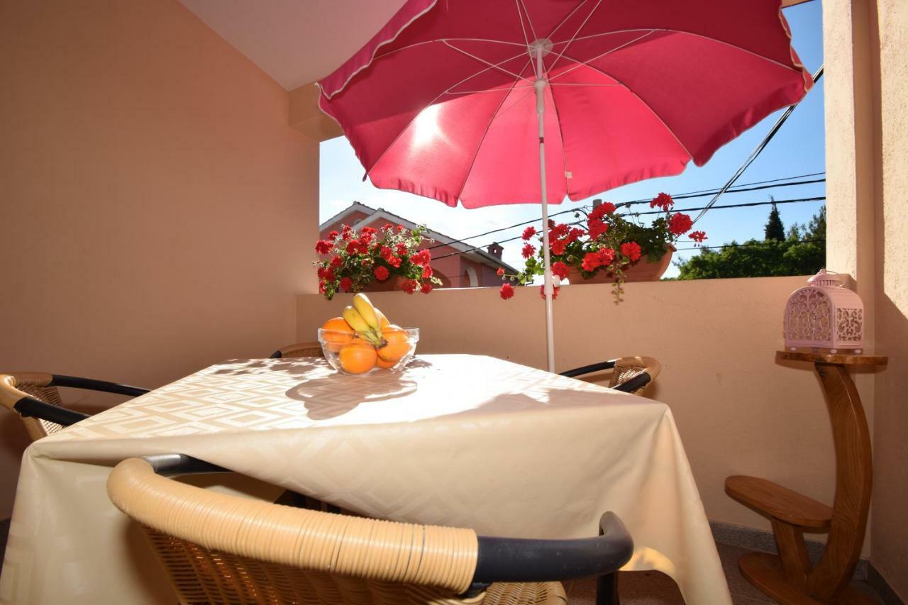 Apartment Smokrovic Starigrad Paklenica Esterno foto